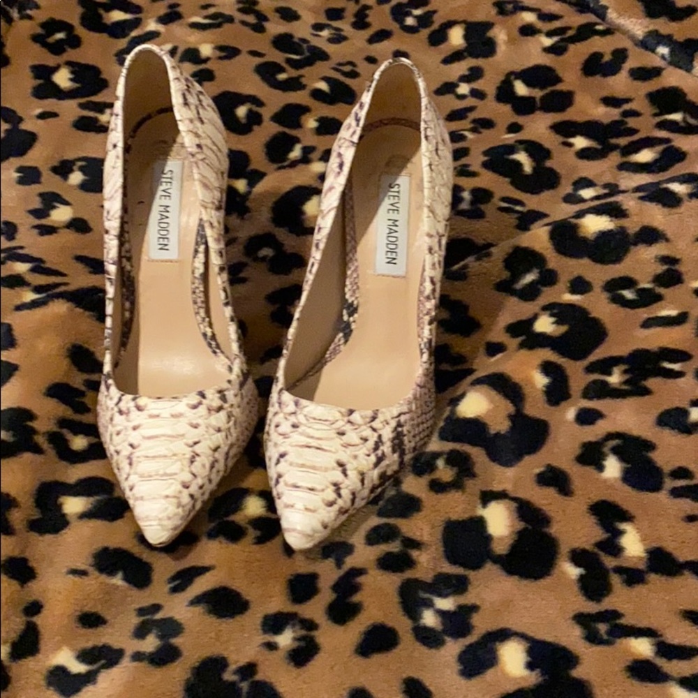 Steve Madden snake heels